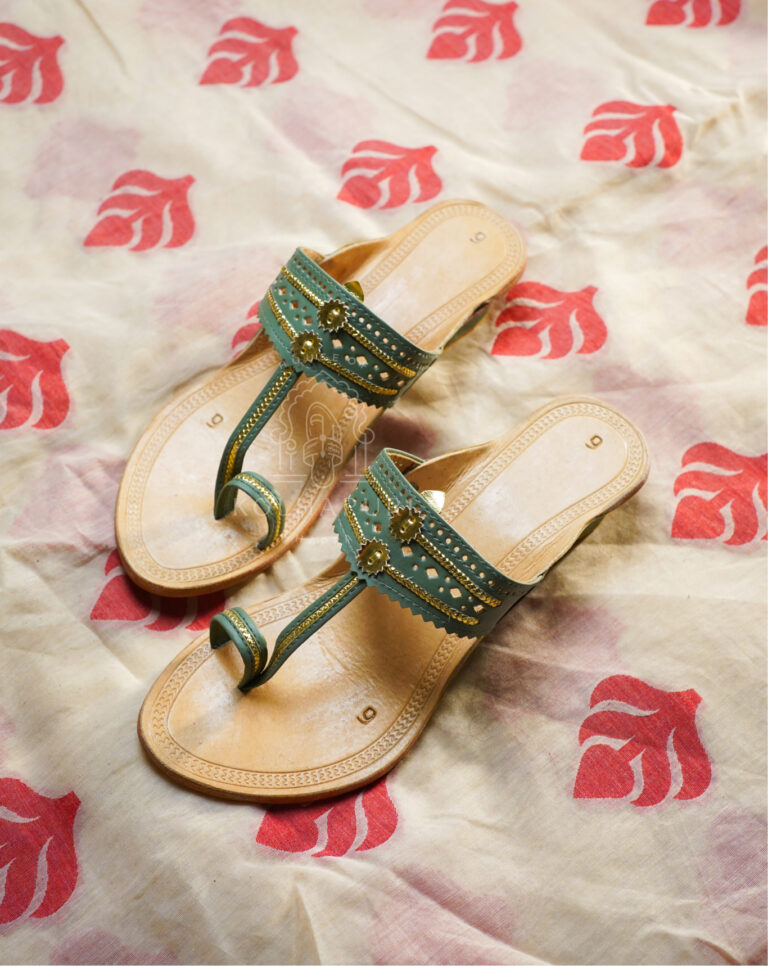 rang de kolhapuri chappal (black) (copy)