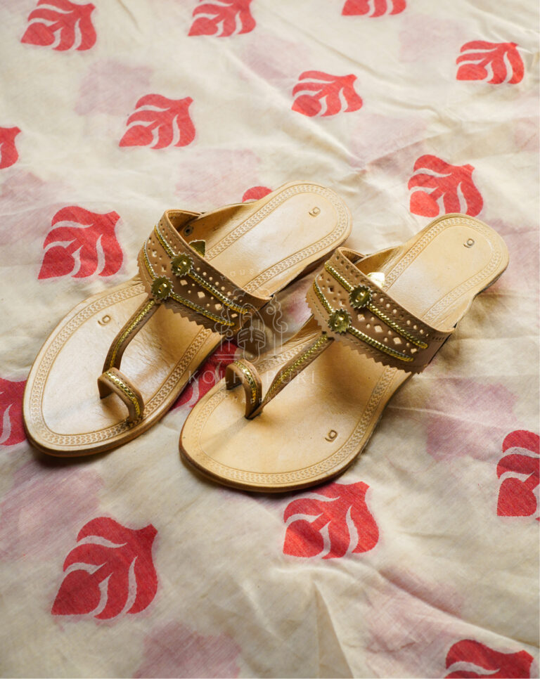 rang de kolhapuri chappal (yellow) (copy)