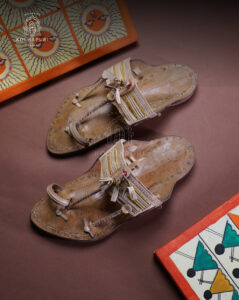 zari kapshi gondawali chappal (copy)