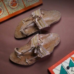 zari kapshi gondawali chappal (copy)