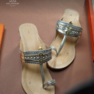 rang de kolhapuri chappal (gold) (copy)