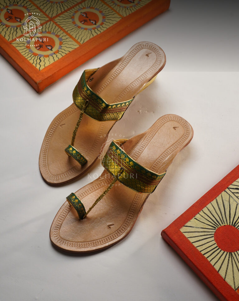 paithani strap kolhapuri chappal (gold) (copy)